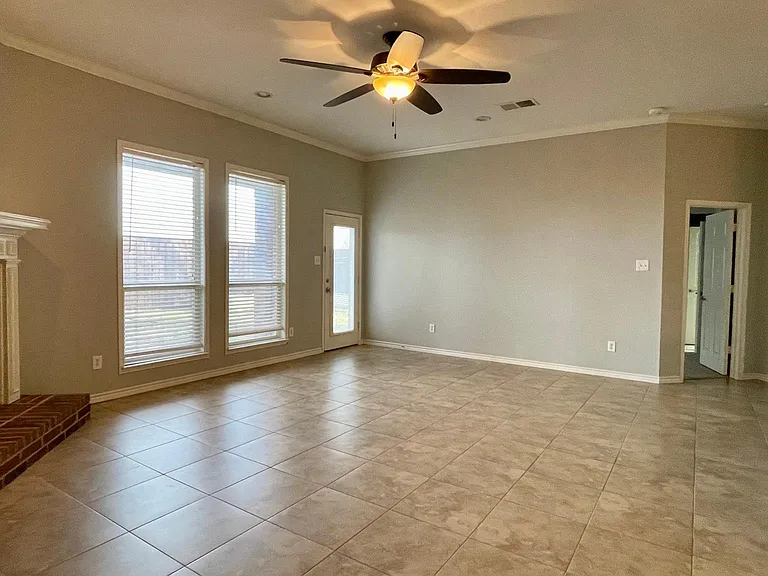 5330 Golfside Dr — Photo 6