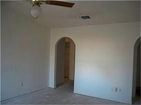2nd image of 2308 Woodside Dr