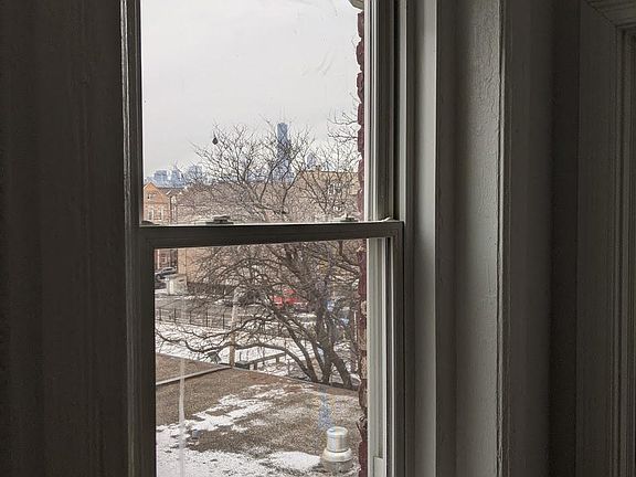 2nd image of 1723 S Ashland Ave #3R