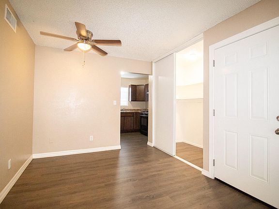 4th image of 3421 W Dunlap Ave #169