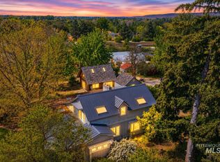 5205 W Hill Rd, Boise, ID 83703