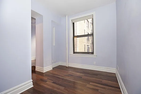 Rented by Upstairs Realty | media 8