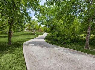 109 Arrowhead Dr, Gunter, TX 75058