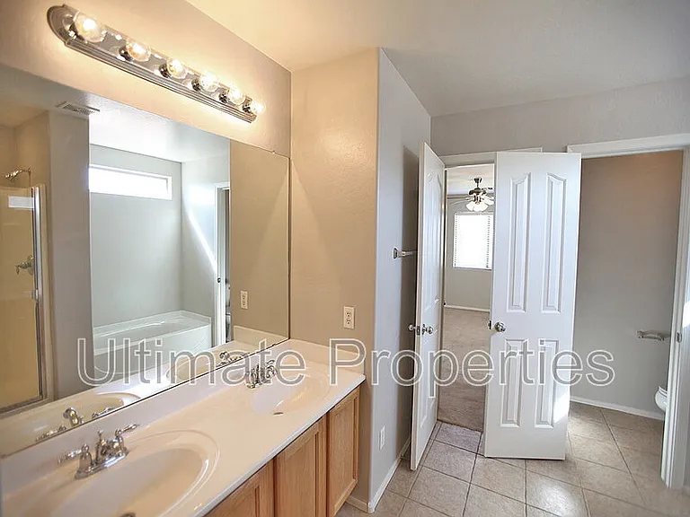 7928 W Florence Ave — Photo 12