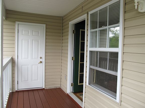 2nd image of 14950 Lenox Dr #550