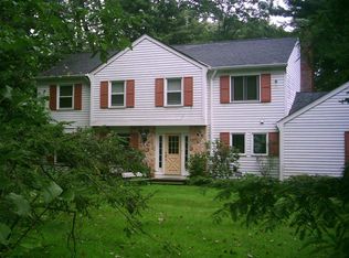 37595 Miles Rd, Moreland Hills, OH 44022