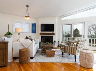 1106 E Shore Rd, Jamestown, RI 02835