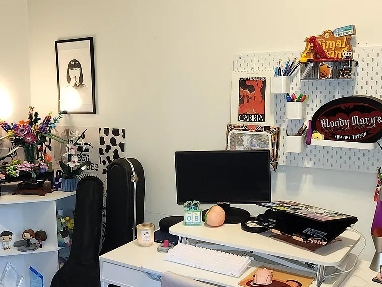 Small bedroom / office