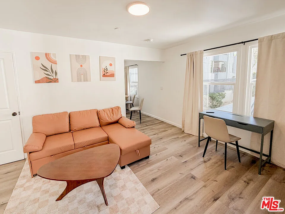 6136 Carlos Ave #1/2