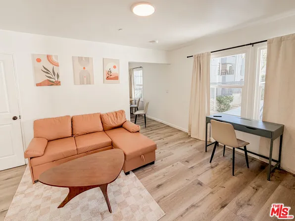 6136 Carlos Ave Unit 1/2, Los Angeles, CA 90028