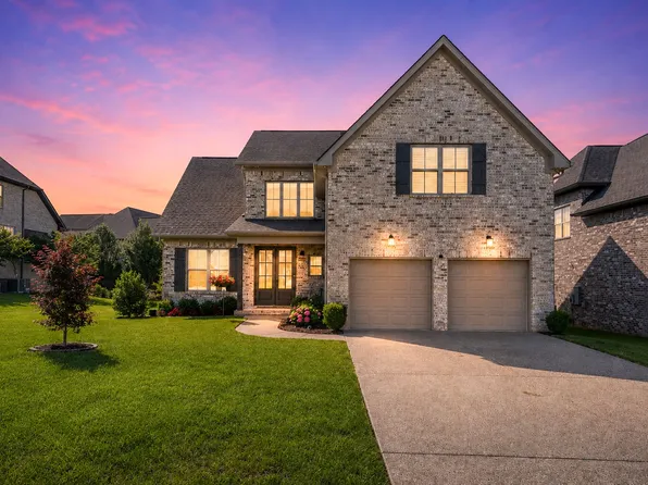 1016 Gadwall Ln, Spring Hill, TN 37174