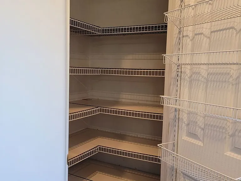406 Nicked Pin Pl — Photo 10