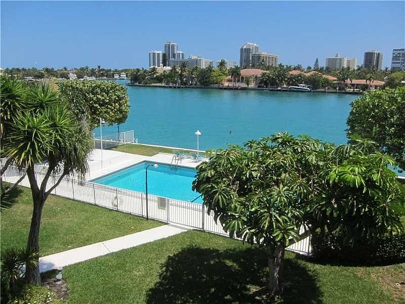 1st image of 10141 E Bay Harbor Dr