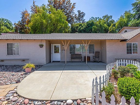3rd image of 9183 Paradise Park Dr