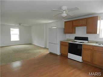 5th image of 403 S Shaw St