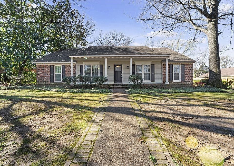 1st image of 8215 Planters Grove Dr