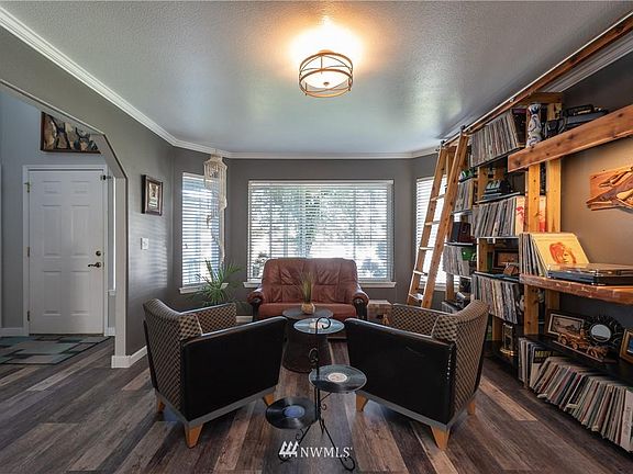 3rd image of 18225 12th Avenue Ct E