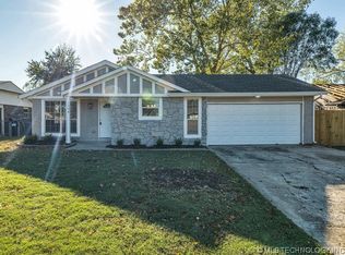 1304 S Juniper Ave, Broken Arrow, OK 74012