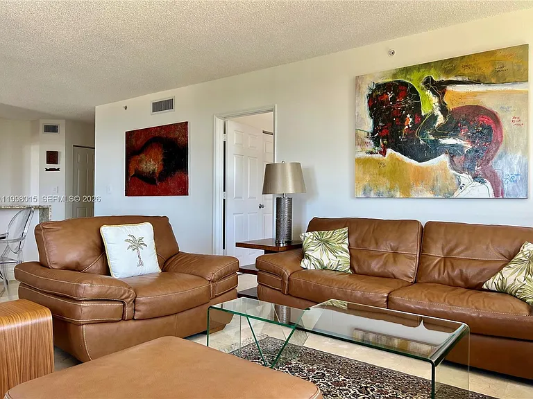 651 Okeechobee Blvd #811 — Photo 2