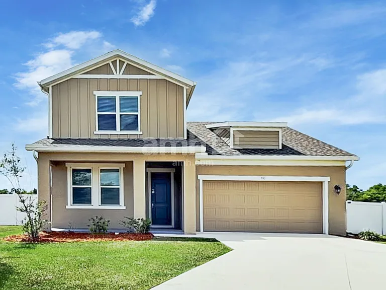 990 Summer Stone Loop — Photo 1