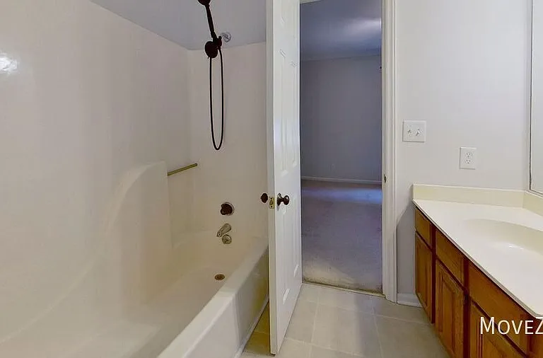 5622 Darrow Dr — Photo 21