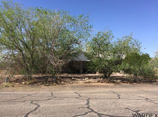 3710 E Bluebird Ln, Kingman, AZ 86409