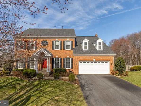 21523 Fox Field Cir, Germantown, MD 20876