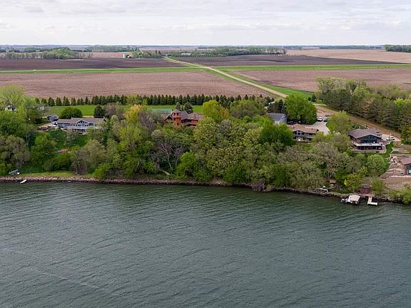 4th image of 6319 Lakeview Dr