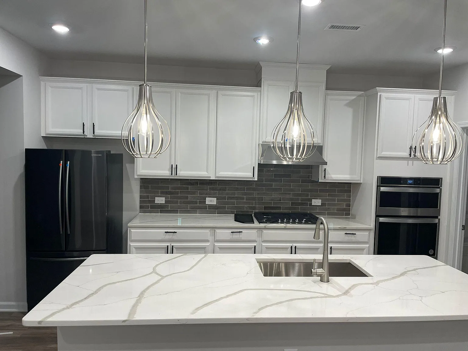 1109 Brickfield Dr — Photo 3