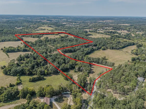 000 White Clover Road, Strafford, MO 65757