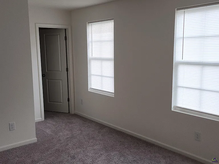 410 Cannon Point Dr — Photo 5