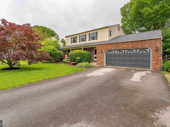 48 Carlson Way, Downingtown, PA 19335