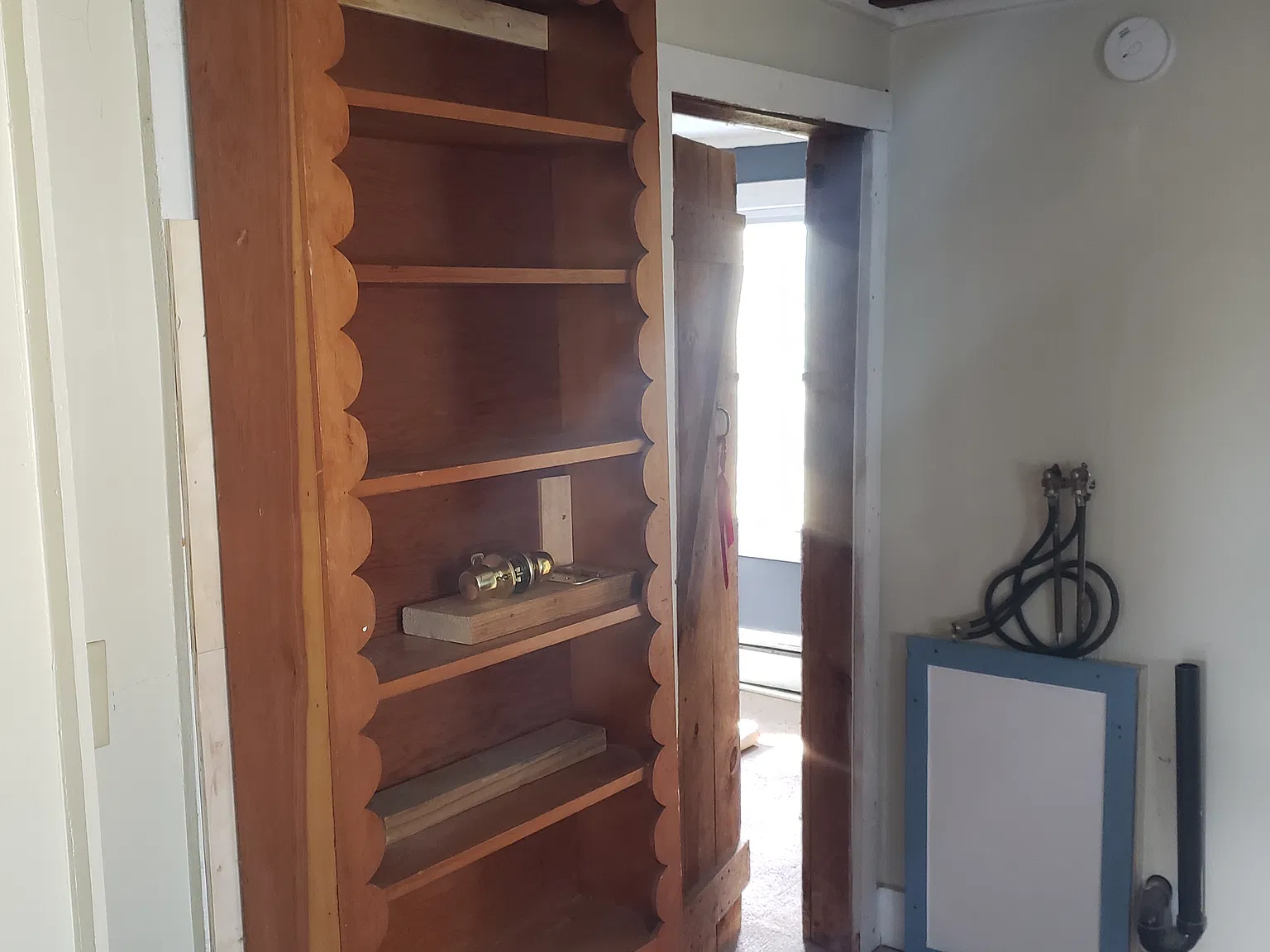3 bed, 1930 sqft, $1,800 — Photo 4