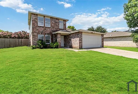 3rd image of 4501 Bellcrest Dr