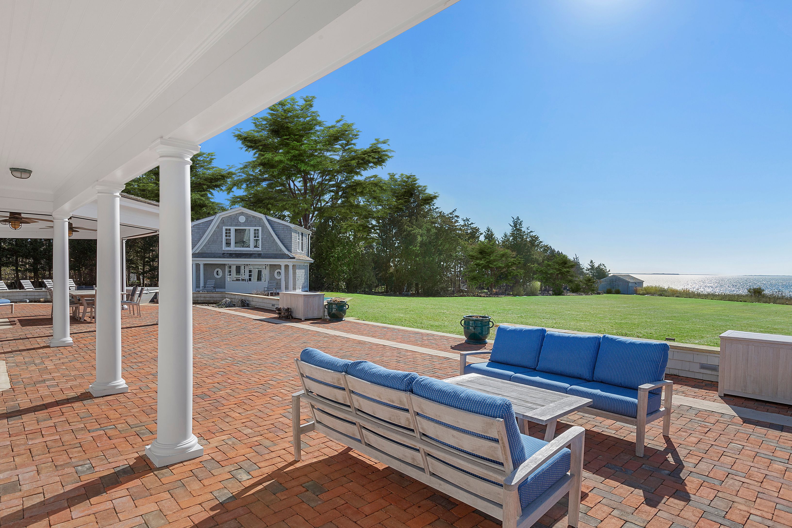 74 Cedar Ln, Remsenburg, NY 11960 Out East