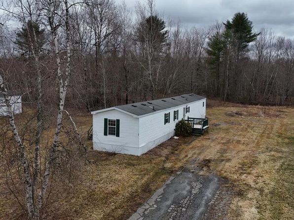 49 Penney Lane, Bradley, ME 04411