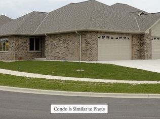 1752 Condor Ln, Green Bay, WI 54313