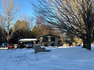 2112 W 1st St, Scottville, MI 49454