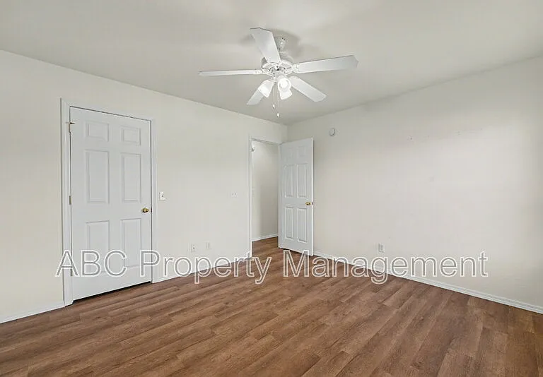 3006 SW Deerfield Blvd #2 — Photo 14