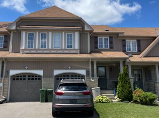 27 Newport Cres, Hamilton, ON L9A 0B2