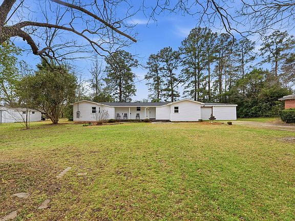 2nd image of 16 Strange St