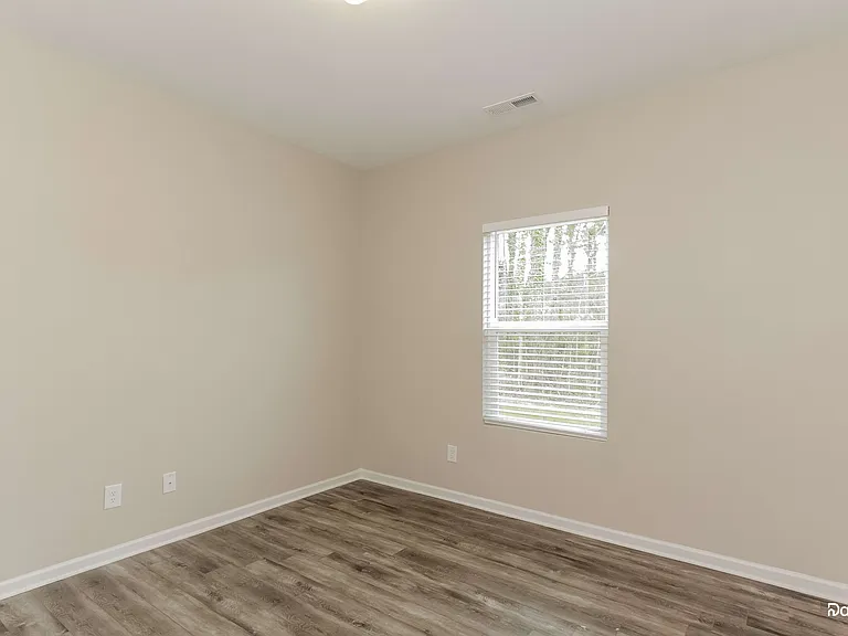 4406 Mountain Island Dr — Photo 8