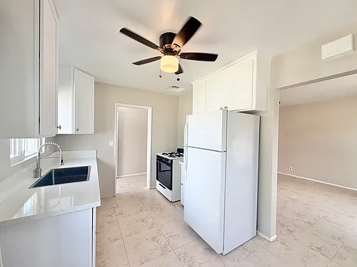 313 N Beverly Ct #313 Photo 1