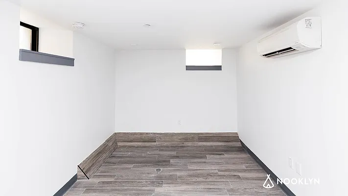 Rented by Nooklyn NYC LLC | media 48