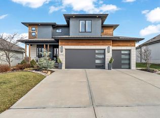 8793 Greeley St, Lenexa, KS 66227