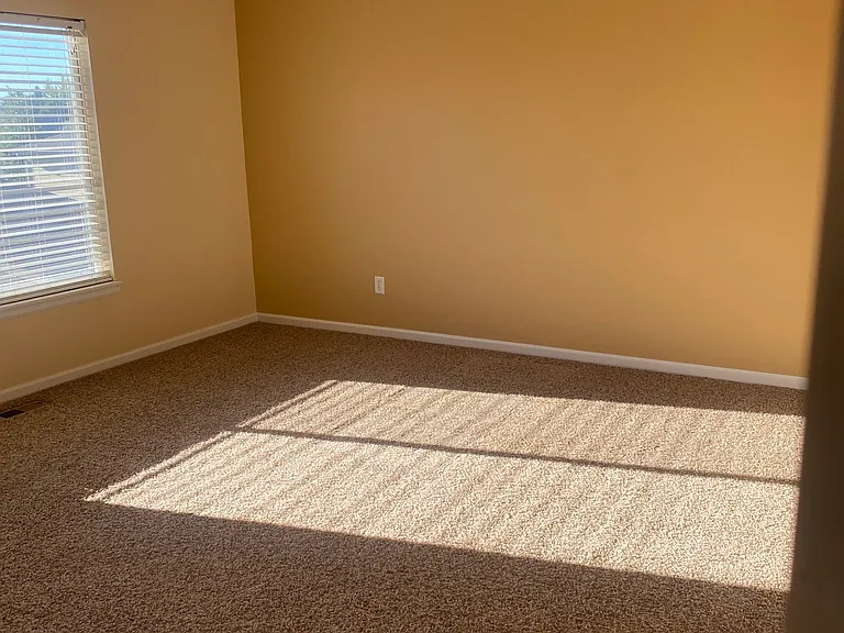 4902 S Zephyr St — Photo 10