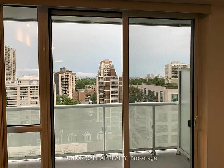 101 Erskine Ave #906 — Photo 7