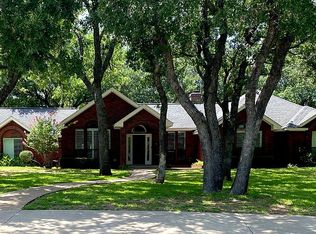 311 Timber Ridge Dr, Graham, TX 76450