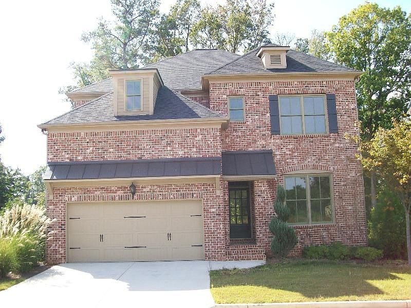 1st image of 710 Park Manor Dr SE
