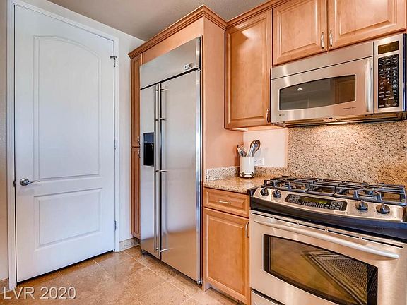 5th image of 2220 Village Walk Dr Unit 3300